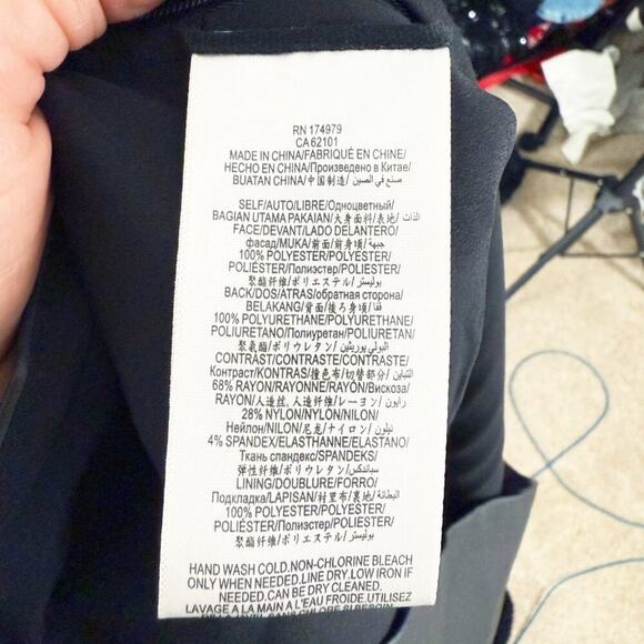 NWT BCBGMaxAzria Black Faux Leather Asymmetric Top Women's Size M One Shoulder - Picture 8 of 12